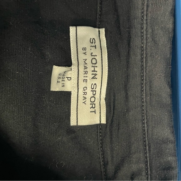 St. John Sport by Marie Gray Black Top - Picture 3 of 6